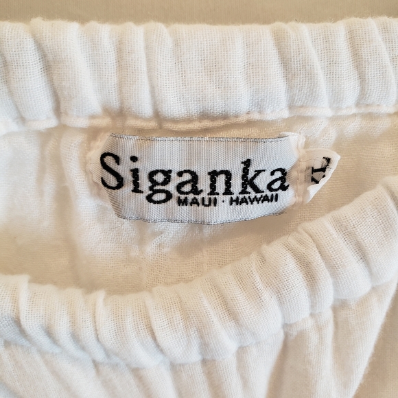 SOLD -Siganka White Cotton Beach Skirt - Picture 5 of 6